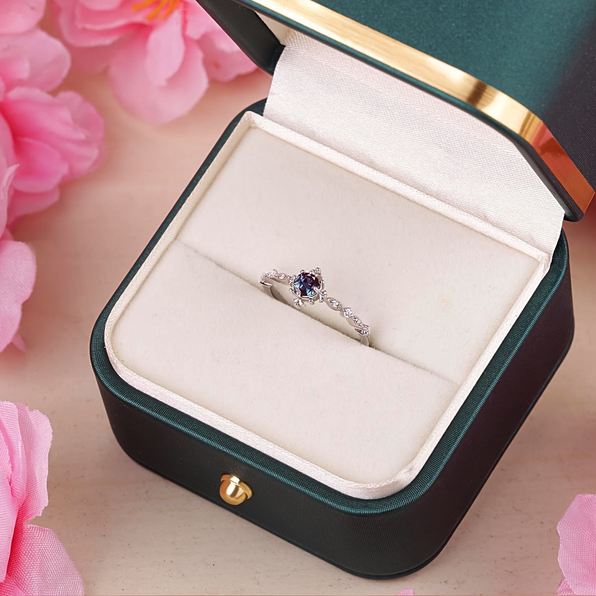 ❄️ Bohem Kar Tanesi Yüzük – Topaz Işıltısıyla Göz Alıcı