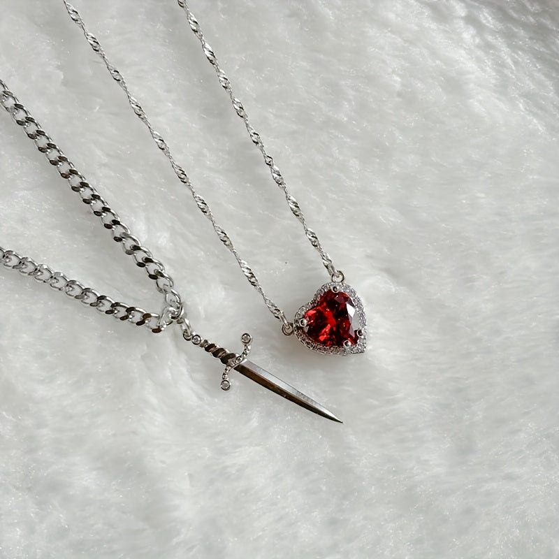 ❤️‍🔥 Kalp & Kılıç Kolye – Aşkın Gücü Boynunuzda